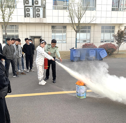 2021年3月超声波骨密度分析仪器厂家山东国康开展消防培训和演练活动